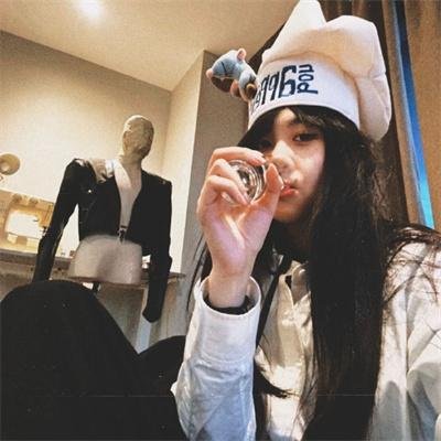 渴望。 封面